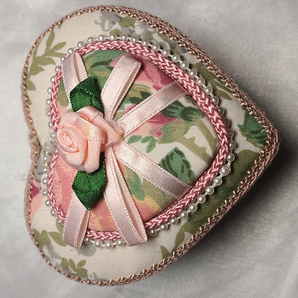 Heart Shaped Jewelry Box - Picture 3 of 5